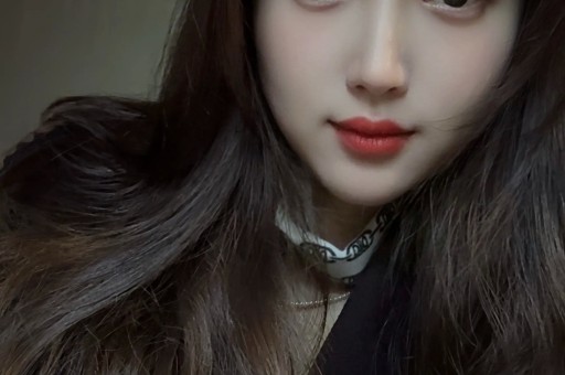 知名网红表妹李 KK破产！未婚生女后掉粉上百万转行去卖小吃