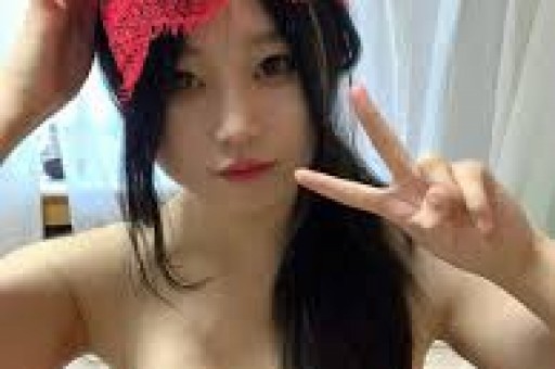 18岁小马云要当爸爸了！19岁女友公开说怀的是双胞胎引发热议