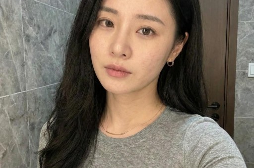 人民锐评痛批！诋毁袁隆平的网红被刑拘：无底线逐利终会摔惨